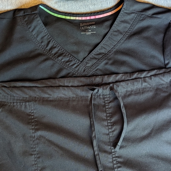 Scrubstar Other Scrubstar Scrub Set With 2 Black Tops Poshmark